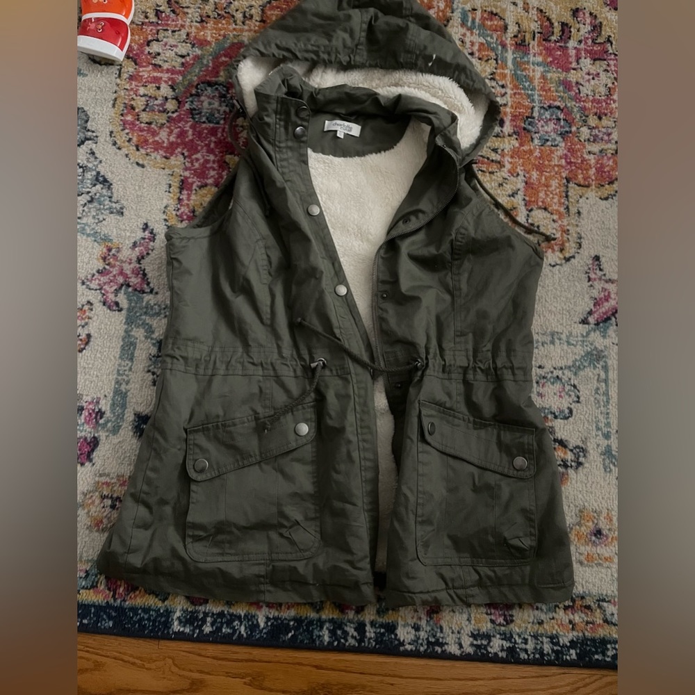 Charlotte Russe vest